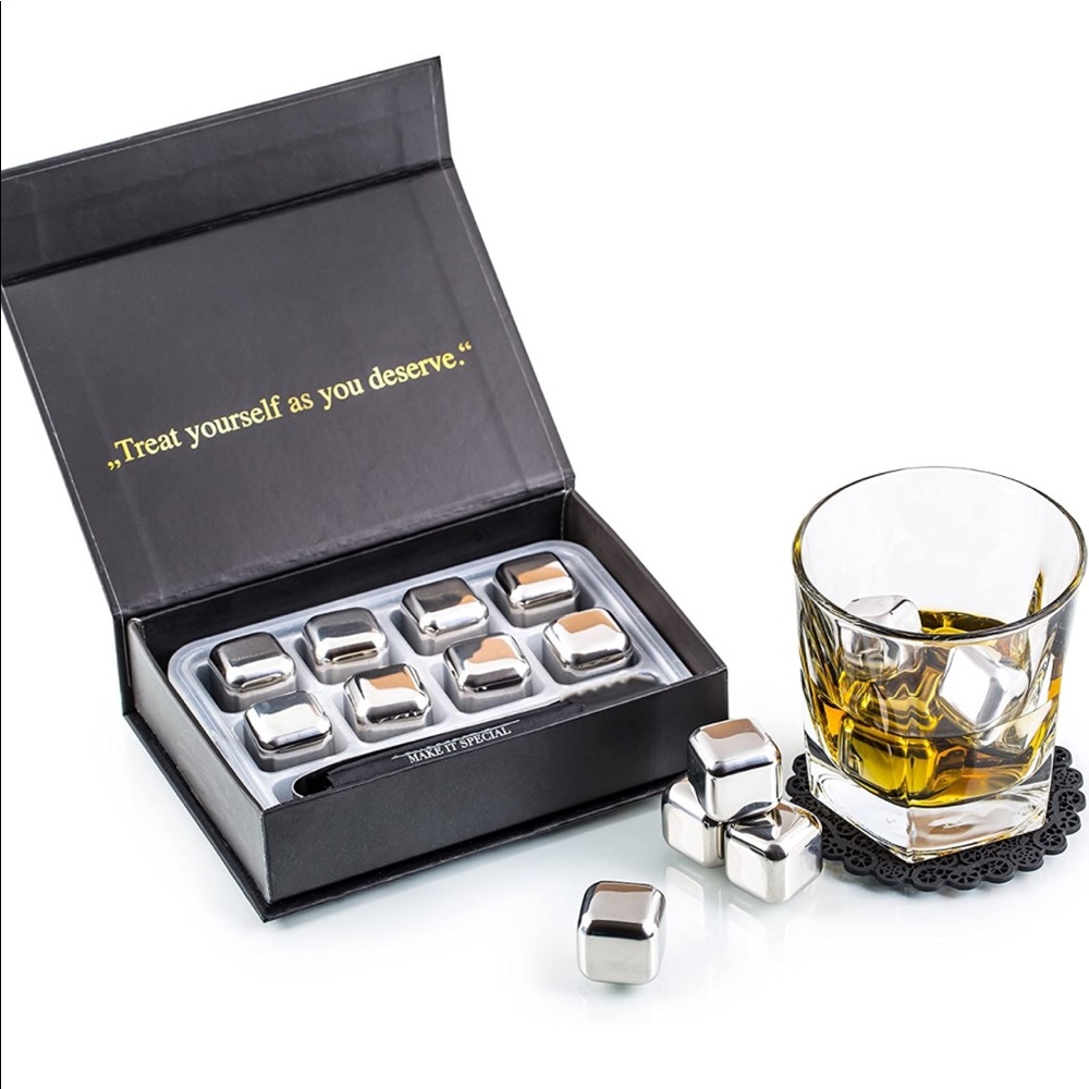 BRAND NEW STAINLESS STEEL WHISKEY STONE SET
